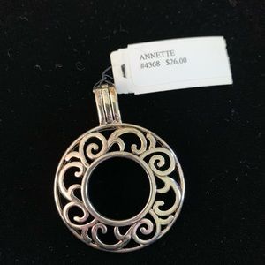 Premier Designs Necklace Enhancer